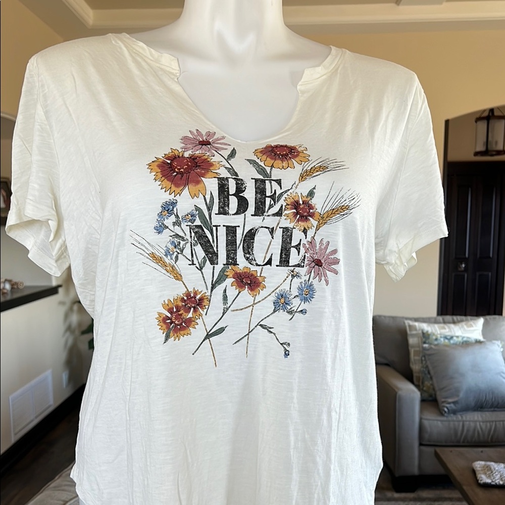 Maurice’s Be Nice Floral Graphic Tee - White